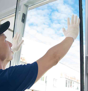 Shop Front Window Glass Replacement